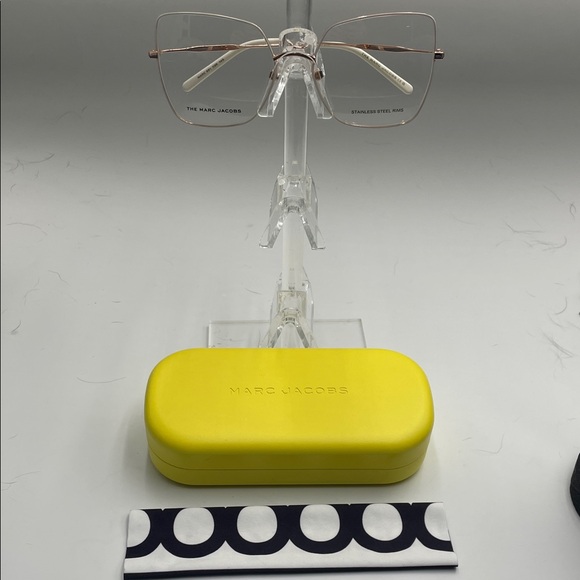 Marc Jacobs Accessories - Marc Jacobs NEW Eyewear with Bright Yellow Case